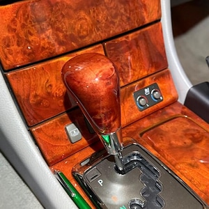 ハンドメイドメープルバールウッドシフトノブ：トヨタオートマチックM8x1.25