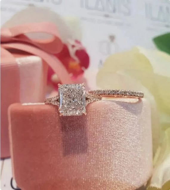Unique Engagement Ring Set 2 Ct Radiant Moissanite Engagement Etsy