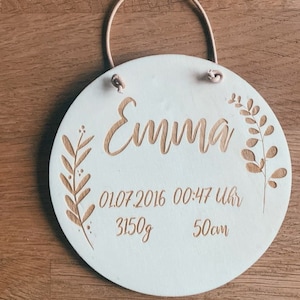 Personalisiertes Holzschild zur Geburt
