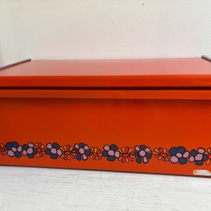 Brabantia ブレッドビン レトロ フラワー柄　朱色 Brabantia Bread Box - Etsy
