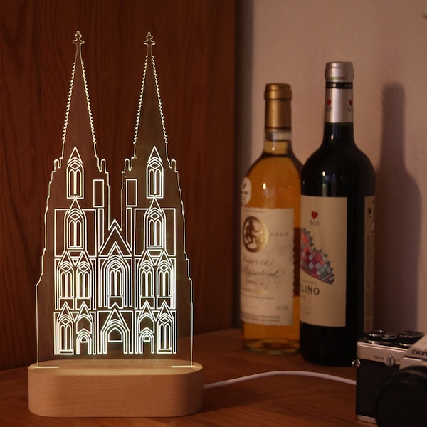 LED Lampe Kölner Dom mit Holz Sockel, 10 Farbeinstellungen