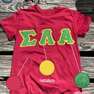 ANPASSADE GREKISKA BOKSTÄVER - skjortor, tröjor med rund hals och mer