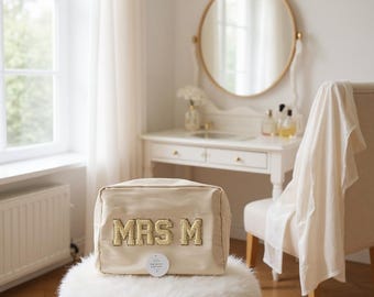 Personalised large bride pouch, Wedding day makeup pouch, Bridal bag, bride makeup bag, honeymoon bag, wedding day gifts for bride and groom