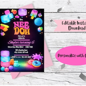 Puede incluir: Una tarjeta de invitación negra con ilustraciones coloridas de dulces y helados. El texto principal es "You NEE DOH" y anuncia el cumpleaños de Skylar. Incluye el texto "Descarga instantánea editable" y "Personaliza con Canva".
