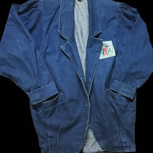 1980s Vintage Denim Jacket with Ski Motif Reach Brand Medium Size