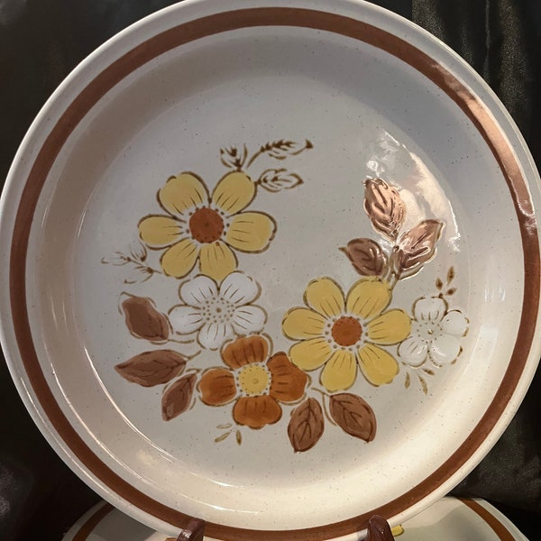 Vintage Autumn Collection "Wildwood" Dinner Plates, Set of &