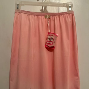 Vintage 1970&#39;s  Sears pink half slip, With Tags