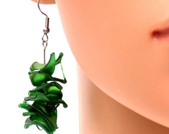 Elongated earrings sandy green UPCYCLING