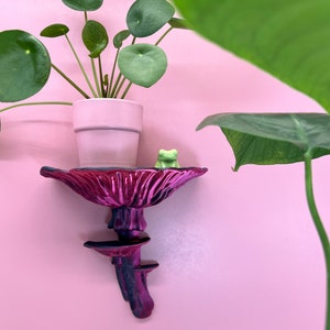 Floating Mushroom Shelf Amanita – Witchy Decor Halloween Decor | Goblincore Fairycore Mushroom Wall Shelf | Dark Academia Handmade image 7