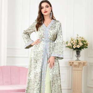 Royal Fashion Moroccan Dubai Kaftan Arabic Abaya Maxi Hand Beaded