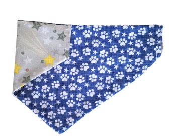 Blue paw/gray stars Reversible Pet Bandana, Dog bandana, Cat Bandana, Puppy Bandana, Over the Collar bandana, 2 sided bandana
