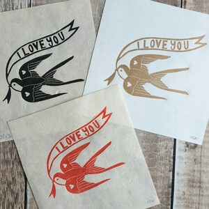 Love Bird Linocut Print | Love Themed | Bird Mini Print | Original Art | Stylized Bird | Tattoo Style | Cute 'Love You' Art | Giftable Art afbeelding 15