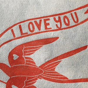 Love Bird Linocut Print | Love Themed | Bird Mini Print | Original Art | Stylized Bird | Tattoo Style | Cute 'Love You' Art | Giftable Art afbeelding 12