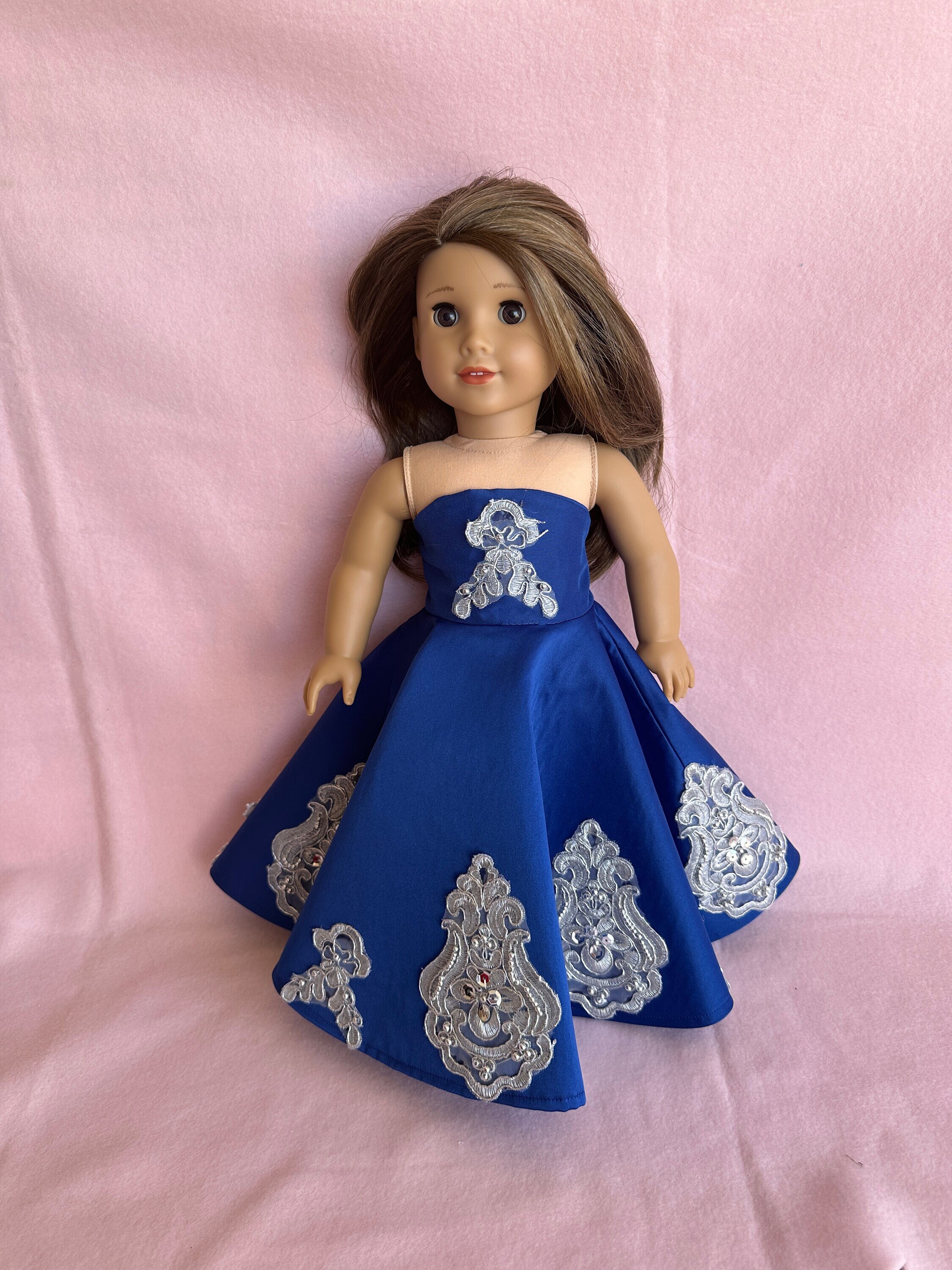 green emerald velvet dress Amazon.com: Barbie Oscar De La Renta Gold Collector Doll : Toys & Games