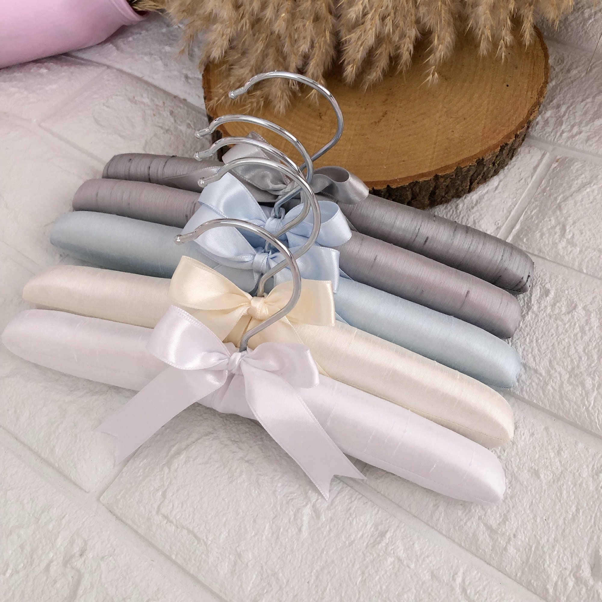 Baby Hangers Vintage Satin Padded with Bow Nursery Decor SET OF 3 Gift –  JAMsCraftCloset