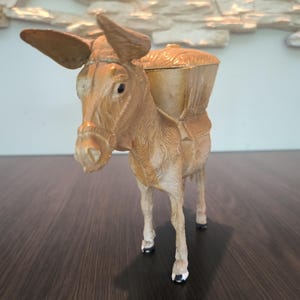 Vintage Rare  DONKEY Cigarette Dispenser Hard Plastic