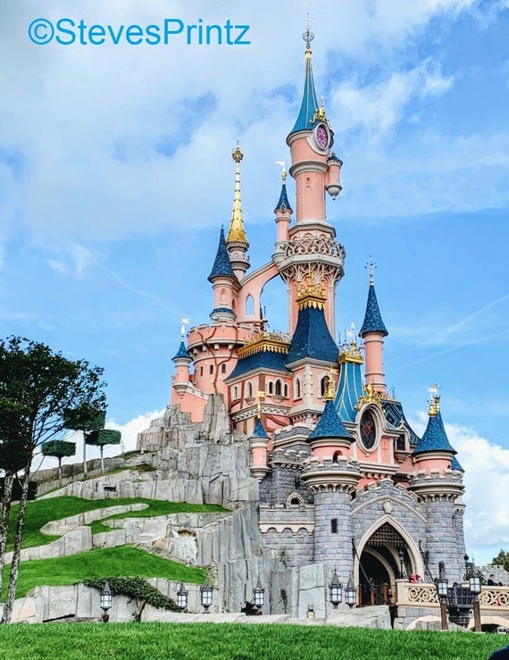 Sleeping Beauty Castle Disneyland Paris Château de la Belle au Bois  Dormant