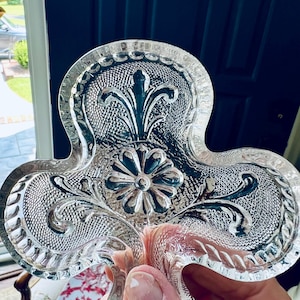 Set van 4 vintage persglazen schalen