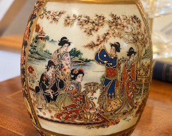 Vintage Japanese Satsuma Style Porcelain Egg