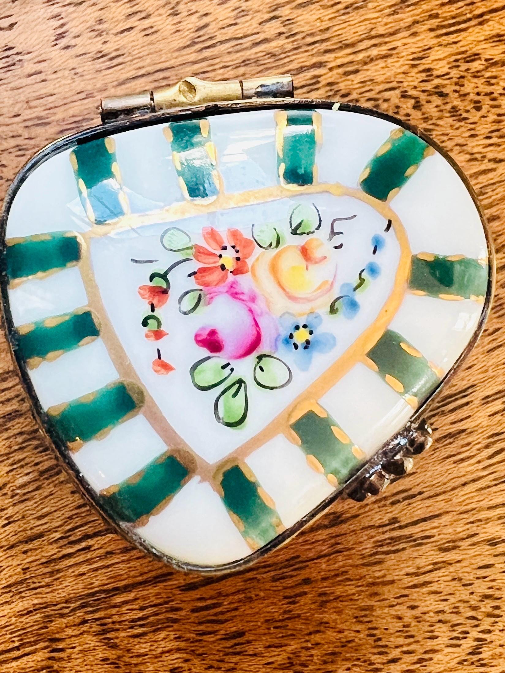 Limoges pill box - Etsy 日本 ジュエリーボックス アンティーク調