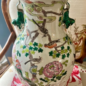 Vintage Famille Verte Chinese Porcelain Vase – Hand-Painted Birds & Flowers with Green Foo Dog Handles