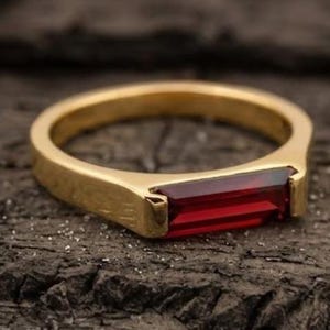 Baguette Cut Garnet Engagement Ring, 14k Solid Gold Rectangle Bar, Art Deco Wedding Jewelry