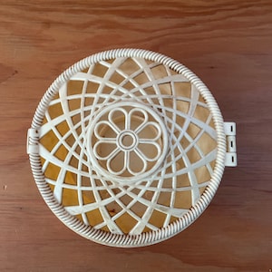 Vintage 1930&#39;s sewing basket with spool holders plastic