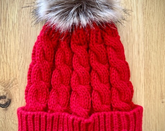 Chunky Cable Knit Beanie: Cozy Winter Hat with Faux Fur Pom