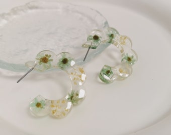 Resin Flower Hoop Earrings, Green Daisy & Baby's Breath, Floral Studs