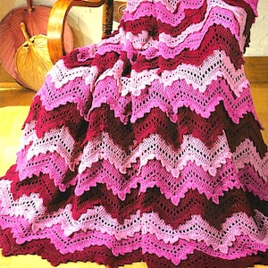 RETIREMENT SALE *** Vintage Crochet Pattern Booklet Rose Ripple Afghan and More Christmas Afghan Throw Blanket Bedspread 12 Page Booklet