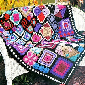 Vintage Crochet Pattern for Granny Square Sampler Afghan  Throw Blanket Bedspread Patchwork Keep Warm this Winter