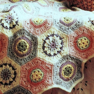 Vintage Crochet Pattern Pastel Granny Hexagon Octagon Afghan Throw Blanket Retro