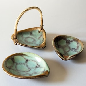 1950-talets mitten av århundradet Snack Peanut Bowl Snack Tallrik Jordnötsset Keramik Som ny