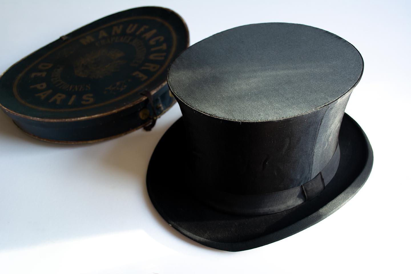 Original Victorian Men's Ladies Top Hat Chapeau Claque around 1900 Diameter 57 cm