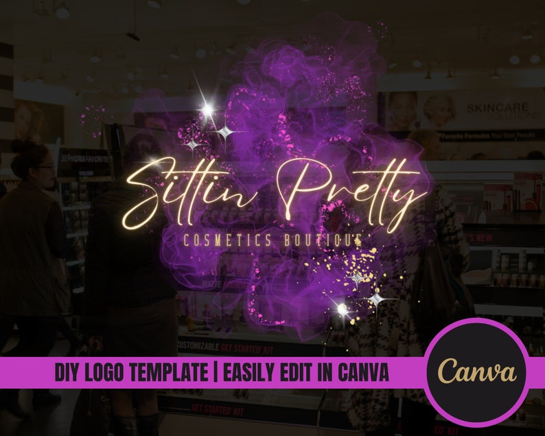 Op de afbeelding: Een paars en gouden logo-ontwerp met de tekst "Sittin Pretty Cosmetics Boutique" op een paarse en gouden rookachtergrond. Het logo is ontworpen voor gebruik in Canva.