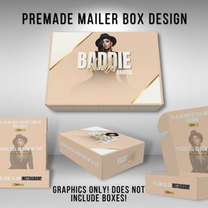 Puede incluir: Una plantilla de diseño de caja de envío prefabricada con una mujer con cabello negro largo que lleva un sombrero negro y una camisa blanca. La caja es beige con detalles dorados y el texto "BADDIE bundles HAIR CO." en letras negras y doradas. El texto "TAG US IN YOUR SELFIES AND GET FEATURED" también está incluido en la caja.