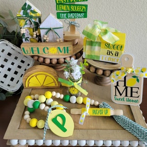 Pacchetto di decorazioni per vassoi a più livelli di limone, decorazioni estive, decorazioni per la casa, bundle di vassoi a più livelli estivi, decorazioni per la casa al limone, decorazioni per la casa al limone, dolci come decorazioni al limone