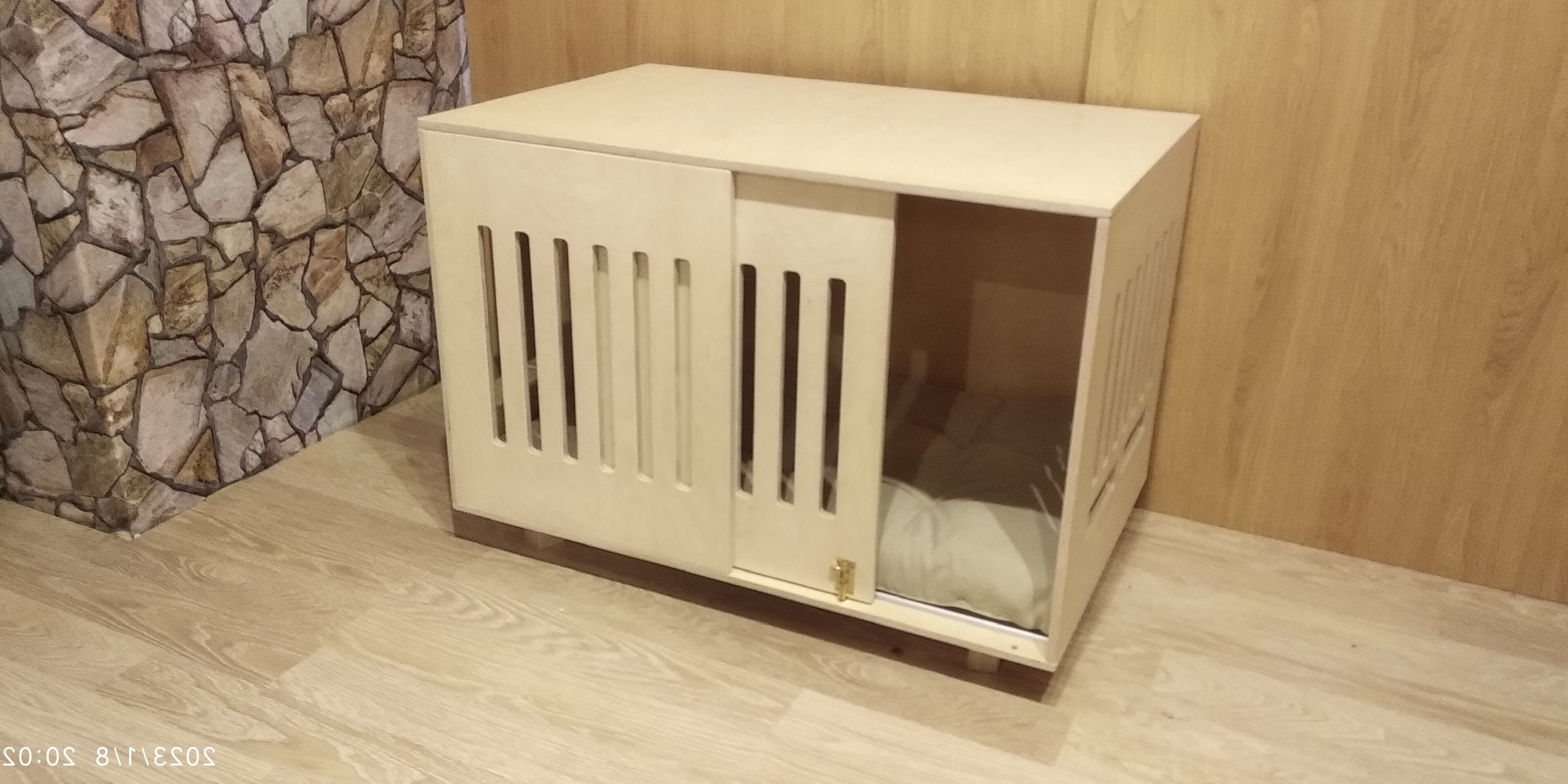 Curated visual reference: Picture Idea: Modern Dog Crate With Sliding Door With A Latch Dog