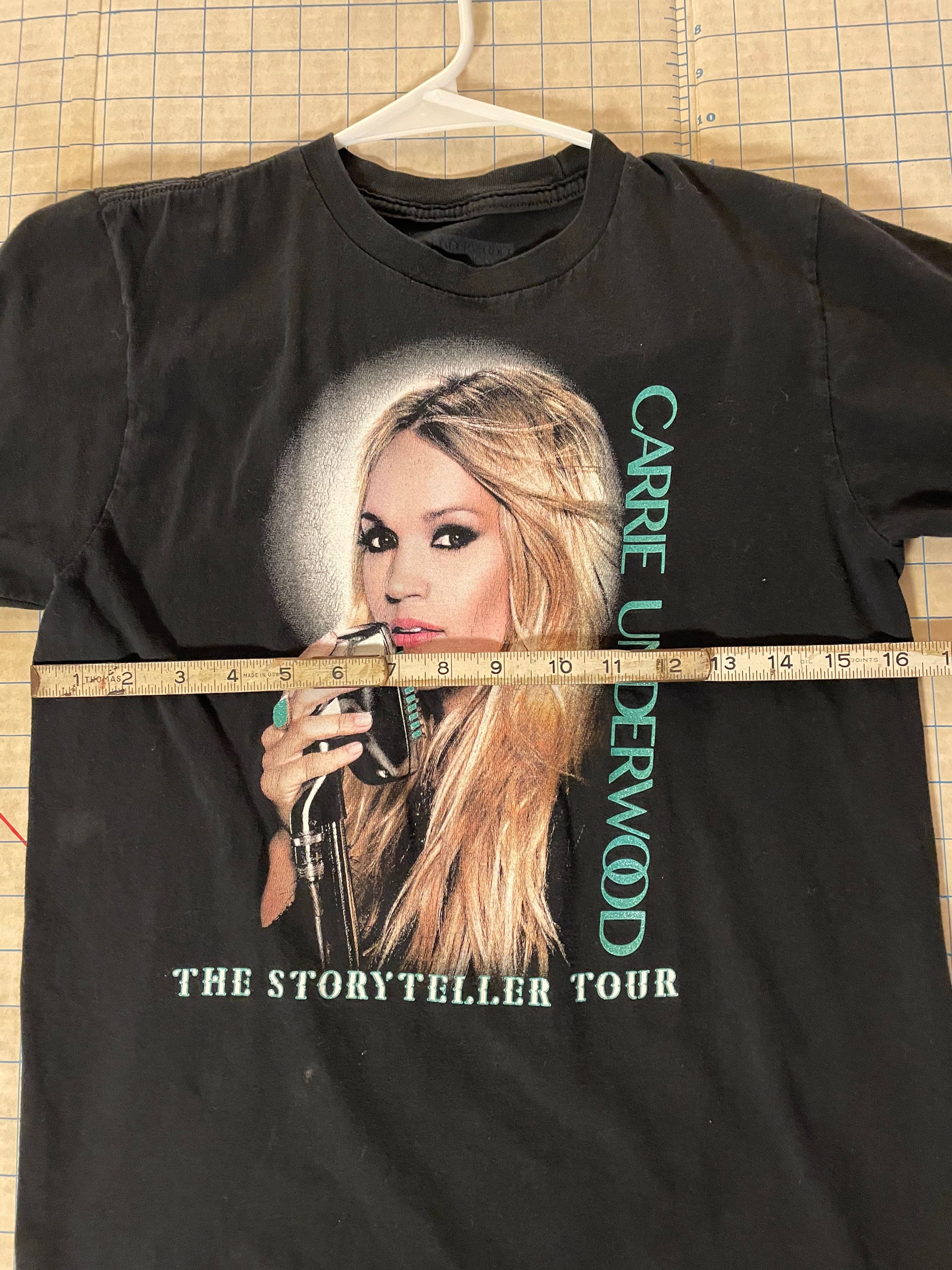 XS | Carrie Underwood T-shirt, Unique Gift, Thrifted Tshirt