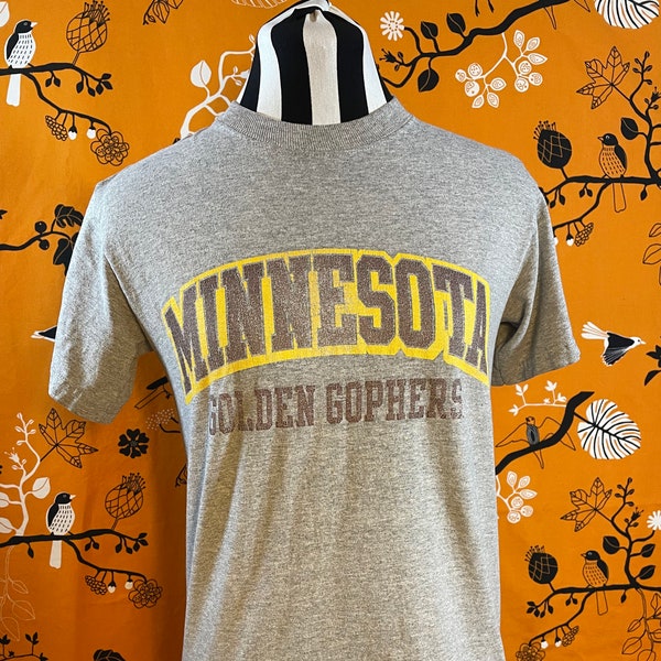 S | Minnesota T shirt, Unique Gift, Cool Clothes, Thrifted Shirts, Second Hand Clothes, Second Hand Clothing