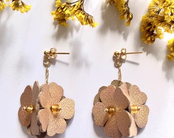 Pendientes Coquelicot de cuero dorado rosa brillante, dorado