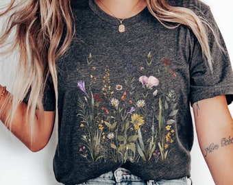 Wild Flowers T-Shirt, Vintage Botanical Tee, Pastel Floral Nature T-Shirt, Garden Lover Tee, Flower Lover Tee, Wildflowers Cottagecore Shirt