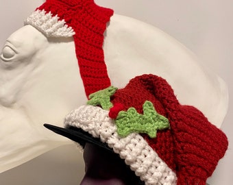 Crochet *PATTERN* Helmet/Hat Cover, horse hat and holly. Equestrian Helmet, Horse Hat, Christmas Holly, Horse, Horse Costume, Christmas