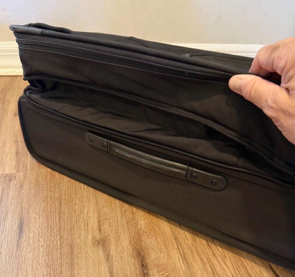 TUMI Alpha 2279D3 Expandable Ballistic Nylon Carryon Travel