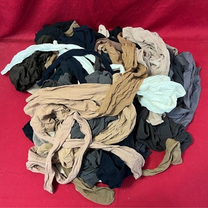 Lot of 30 pair of hosiery/pantyhose/tights LOTPH30 image 4