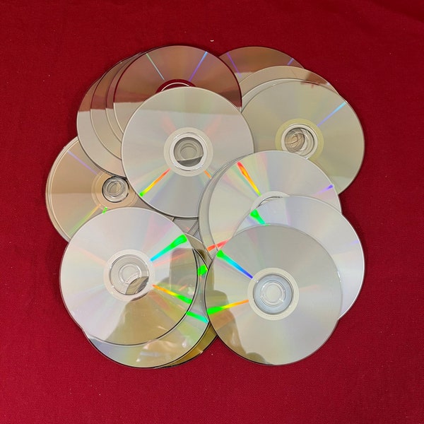 20 DVDs/CDs - Great For Crafts, Repurposing, Up-cycling, Arts, Decorating, Etc.