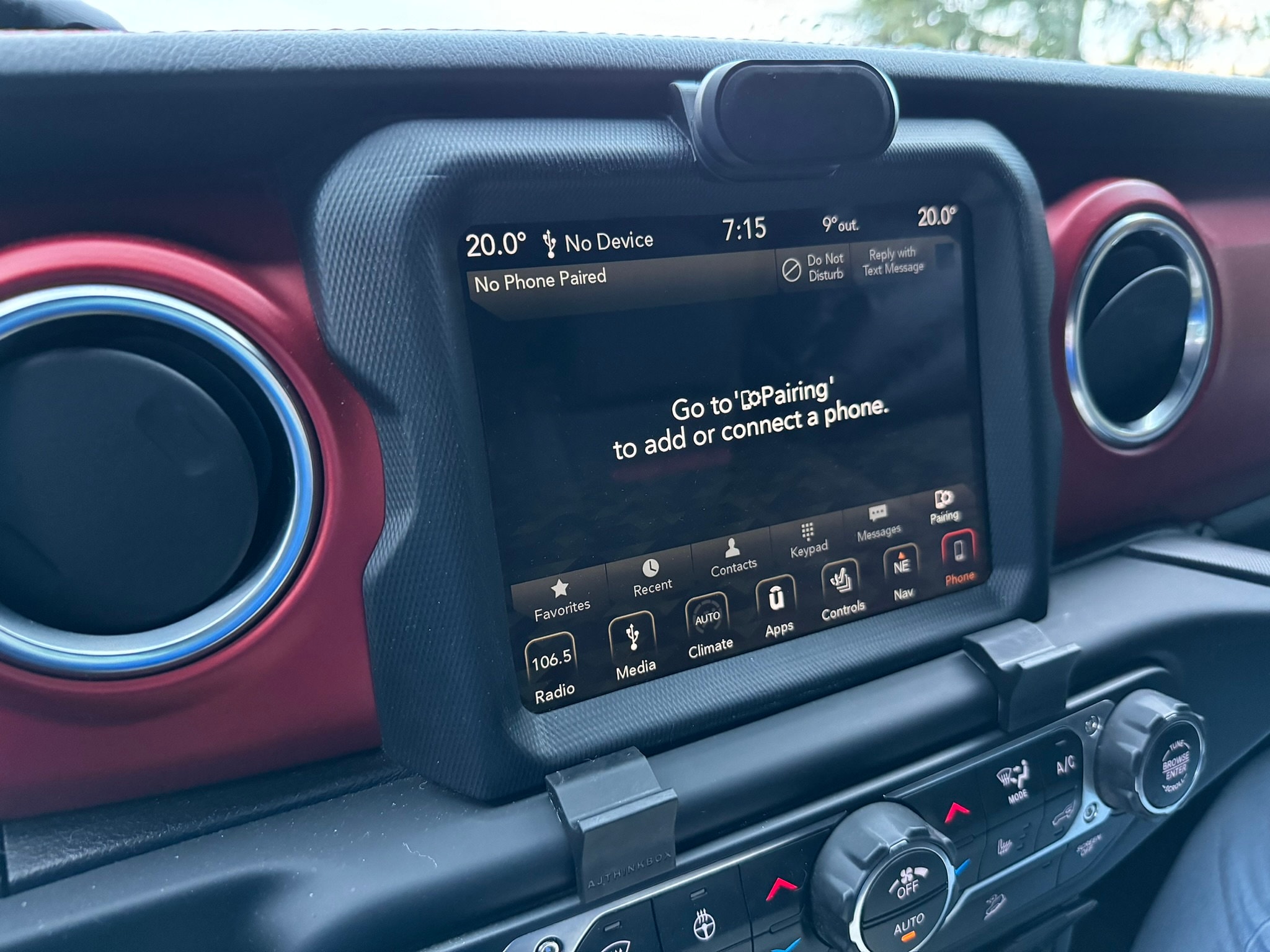 IPad /tablet Mount for Jeep Wrangler JL and Jeep Gladiator