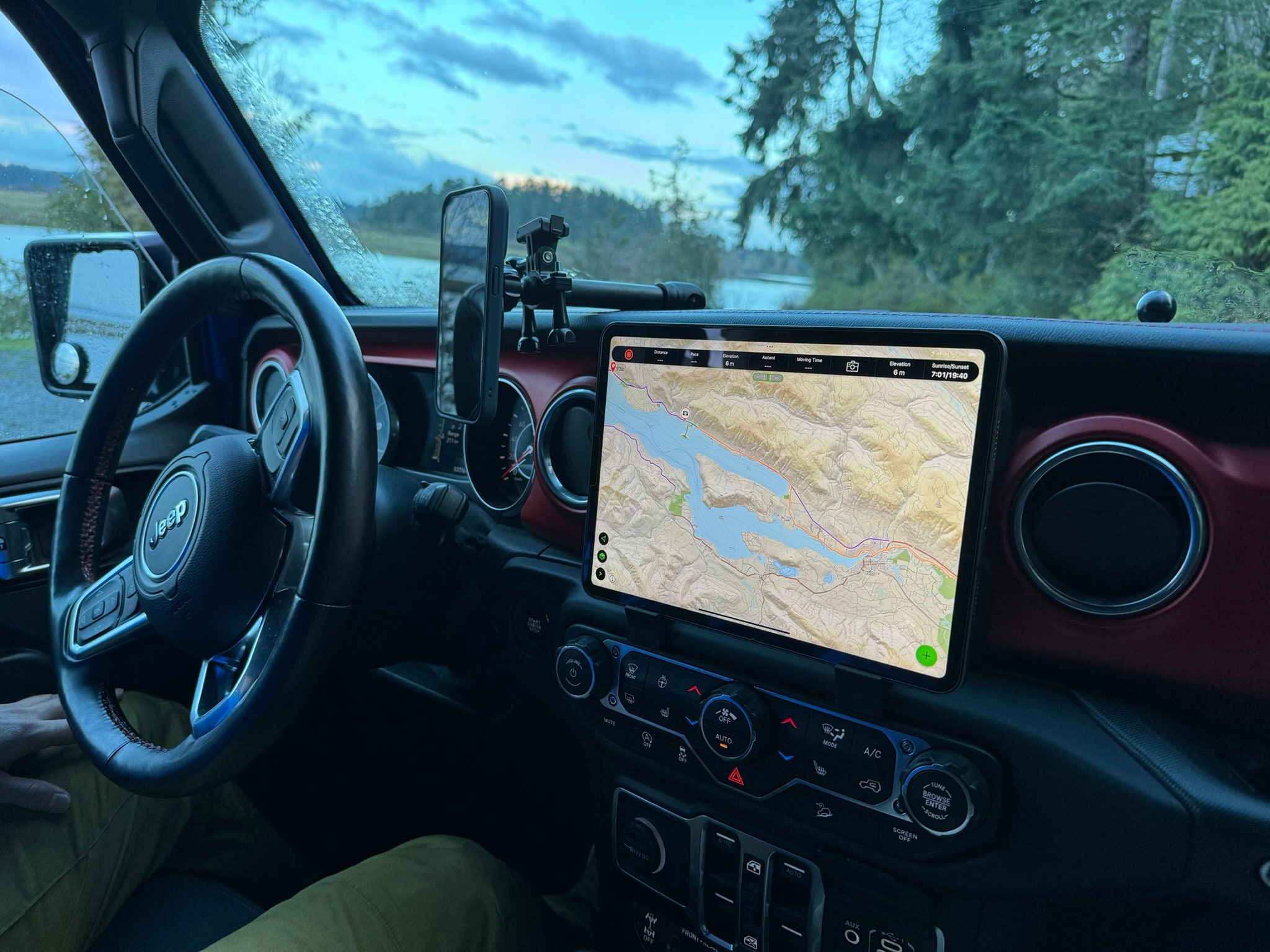 iPad - jeep様 IPad /tablet Mount for Jeep Wrangler JL and Jeep Gladiator