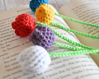 Crochet Tulip Bookmark: 3D Flower Handmade Book Accessory