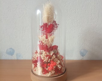 Red and white dried flower bell